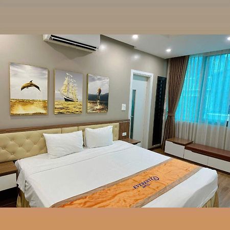 Everest Hotel Hanoi Bagian luar foto