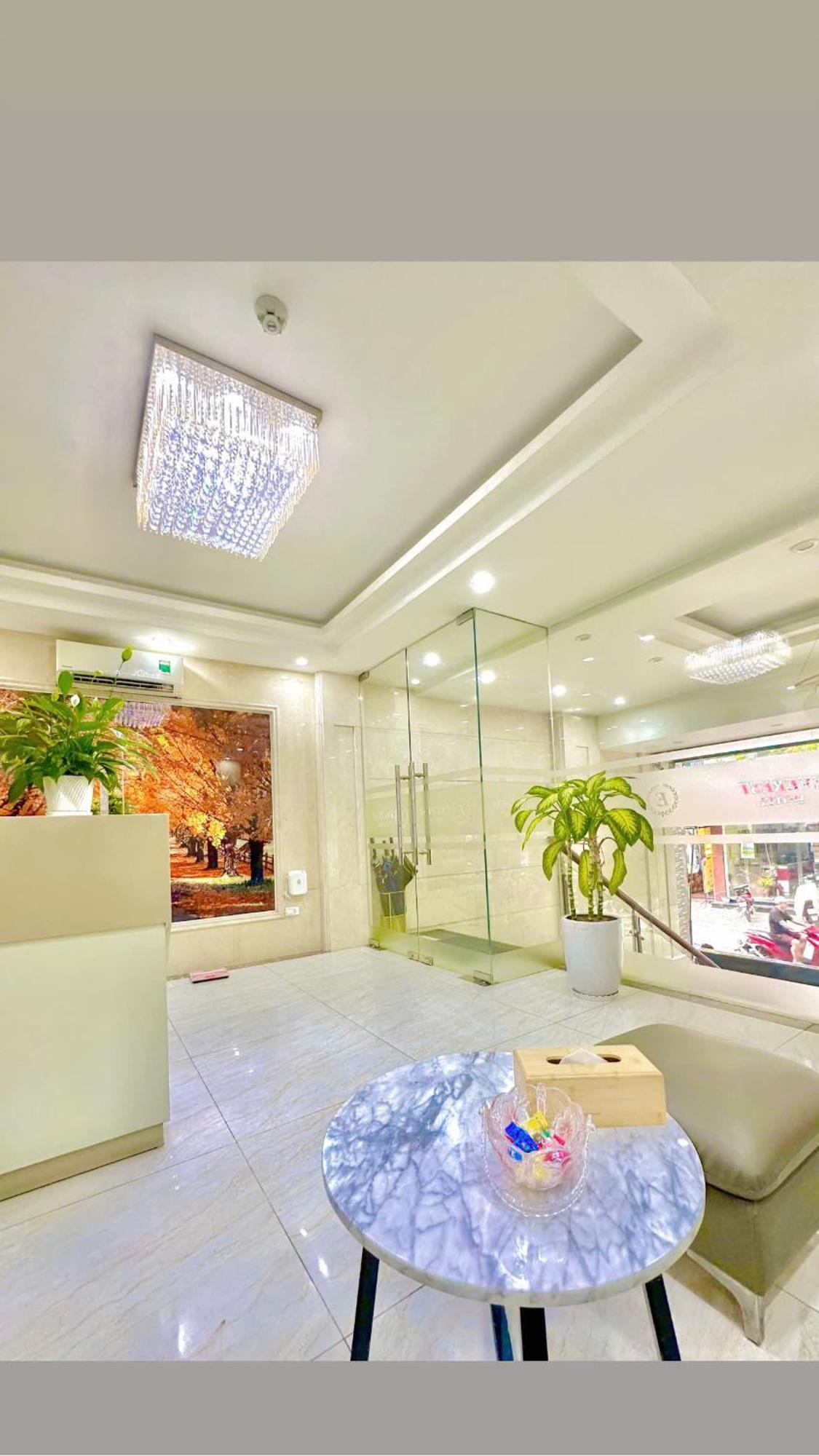 Everest Hotel Hanoi Bagian luar foto