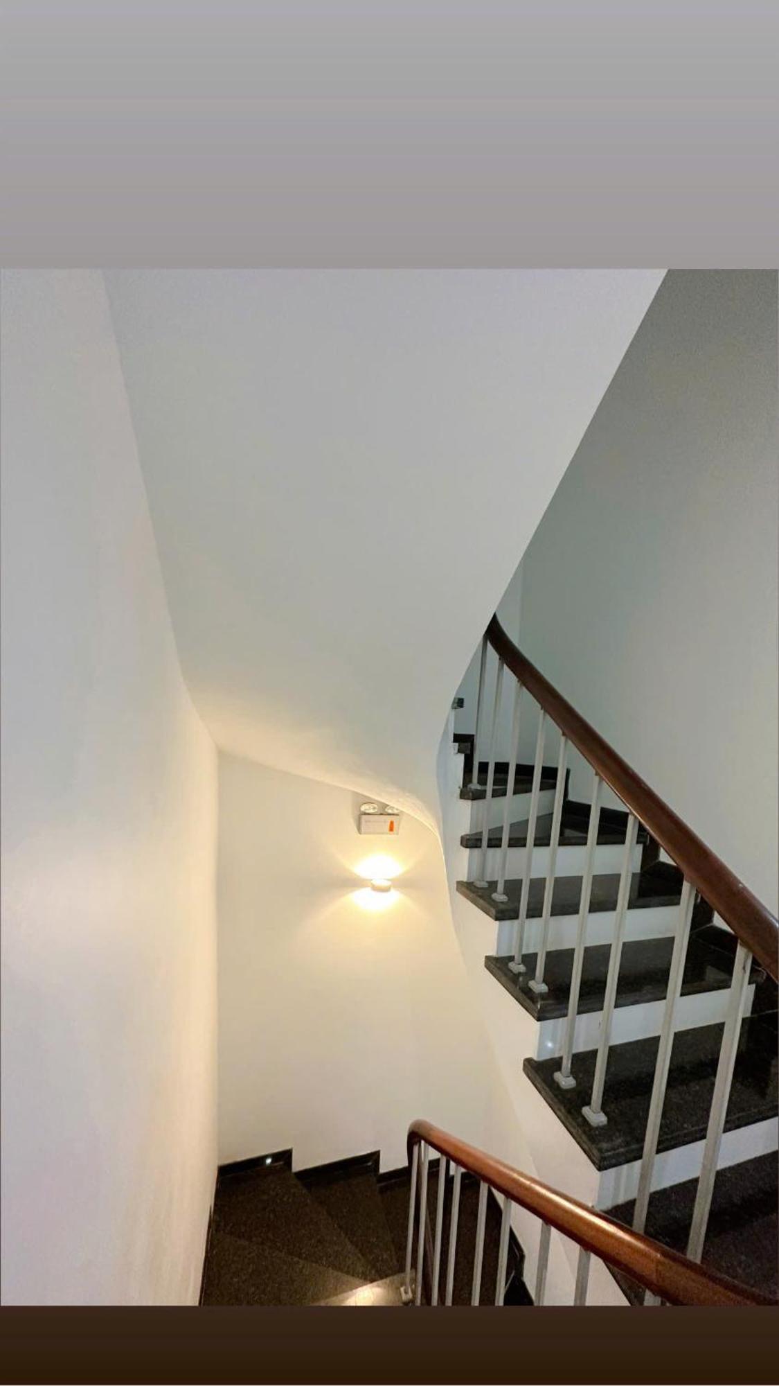 Everest Hotel Hanoi Bagian luar foto