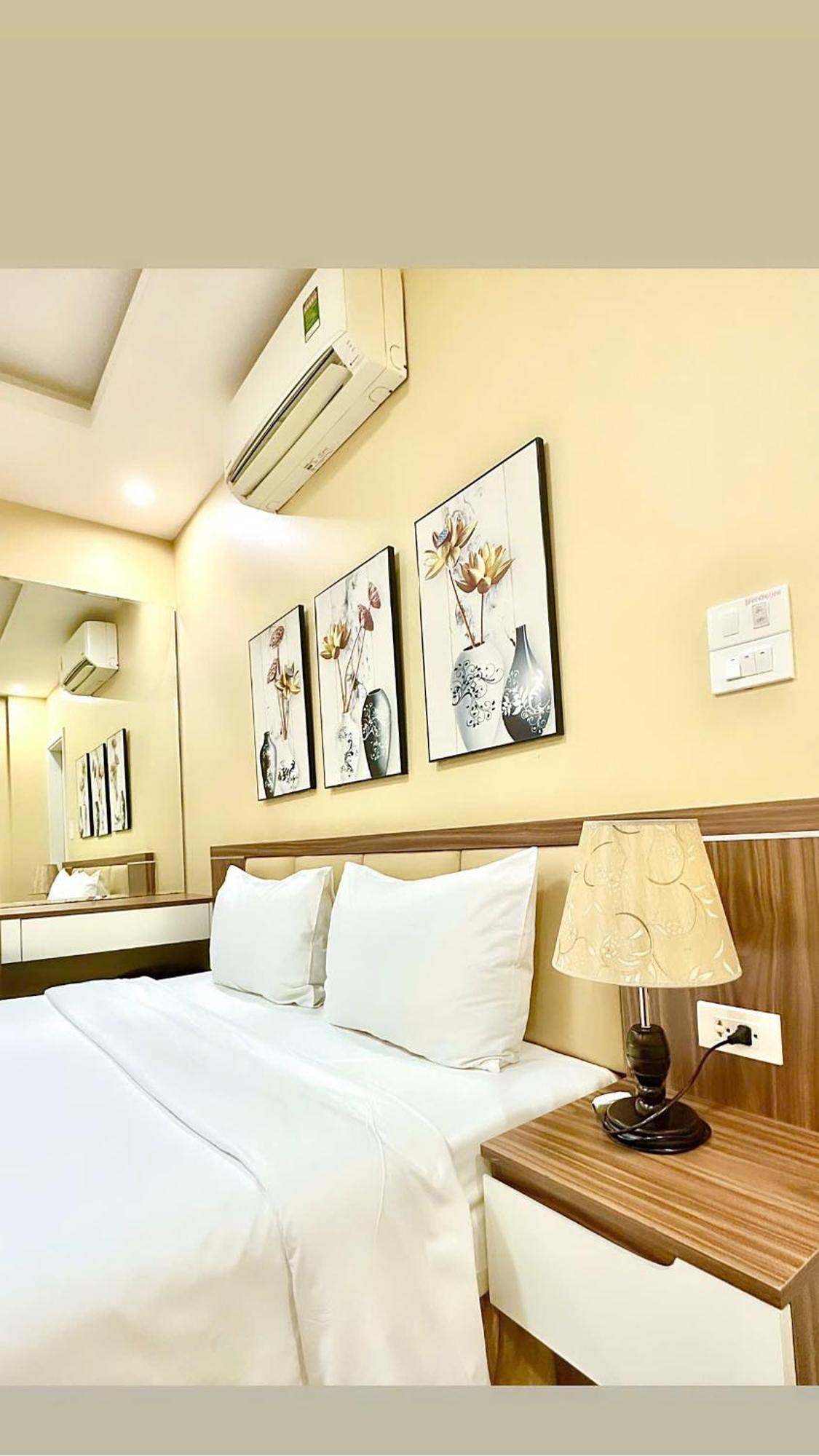 Everest Hotel Hanoi Bagian luar foto