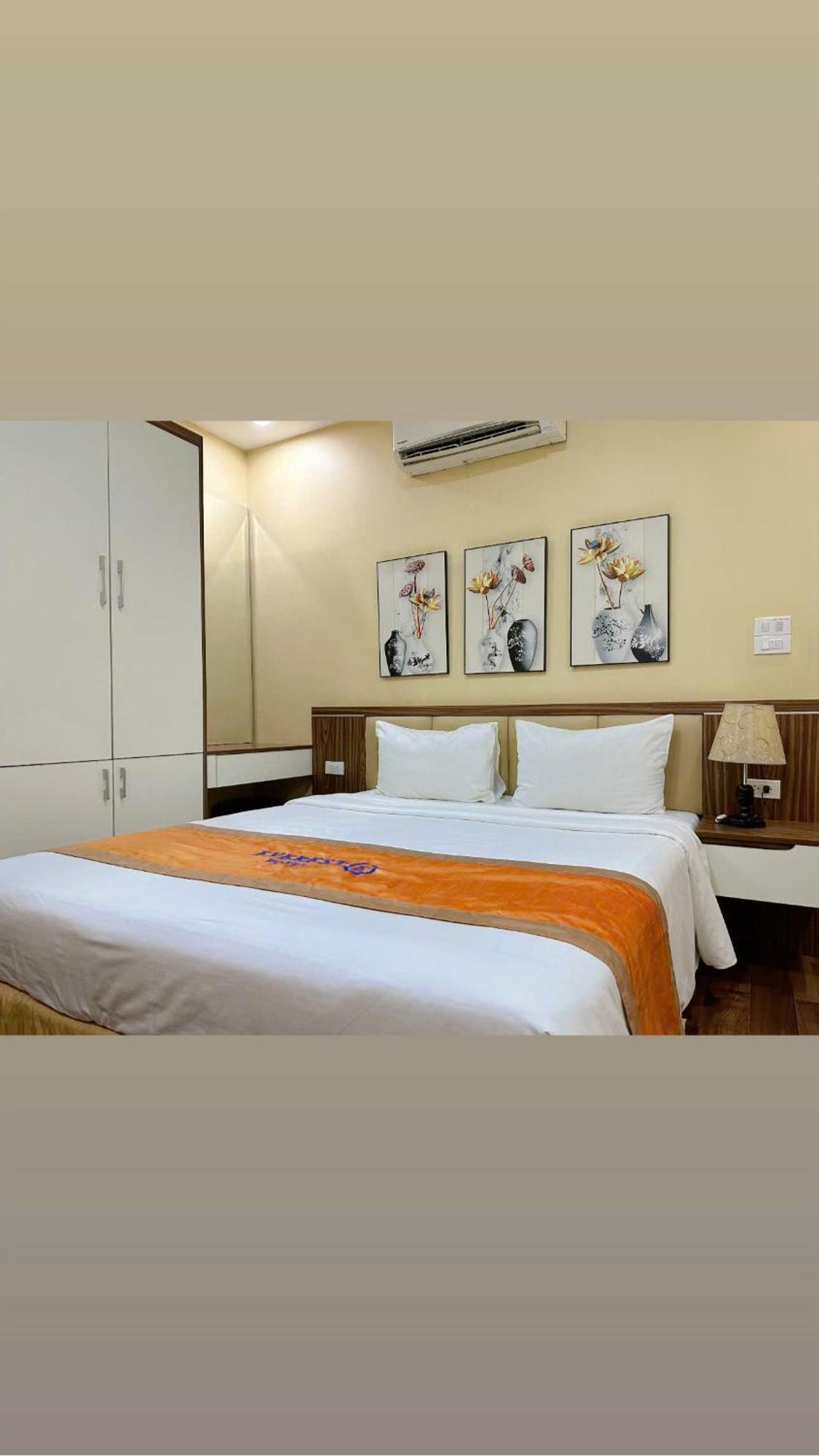 Everest Hotel Hanoi Bagian luar foto