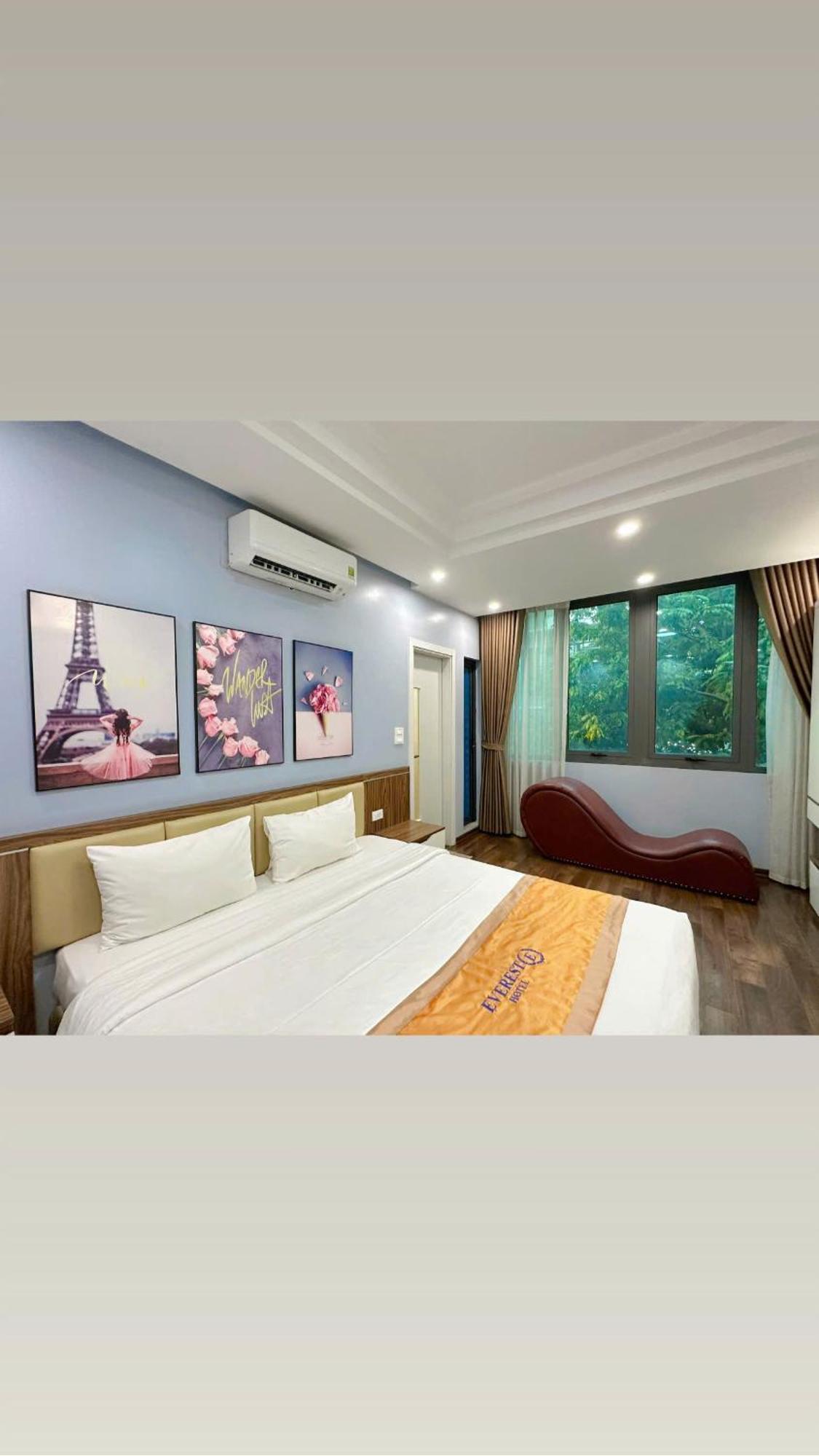 Everest Hotel Hanoi Bagian luar foto