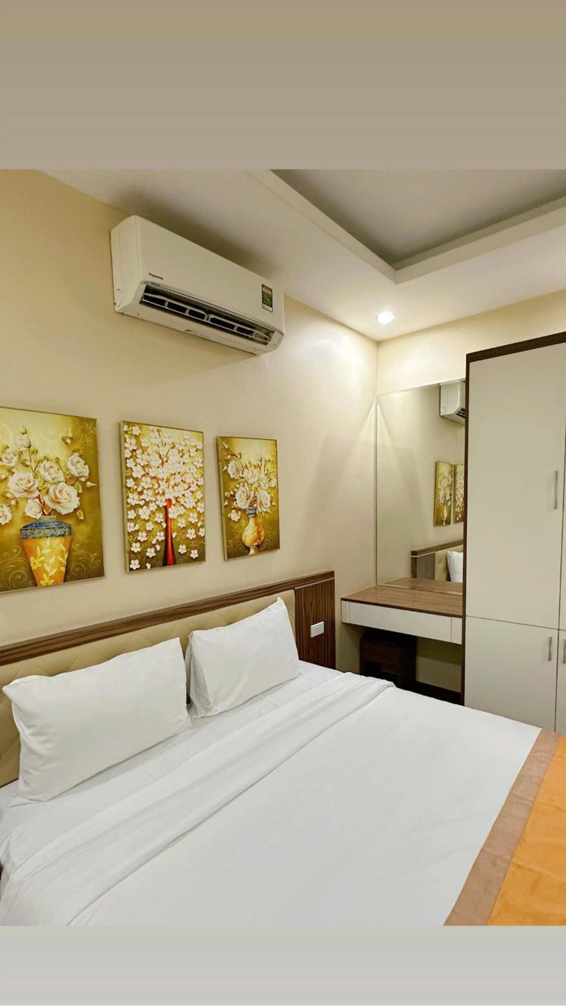 Everest Hotel Hanoi Bagian luar foto
