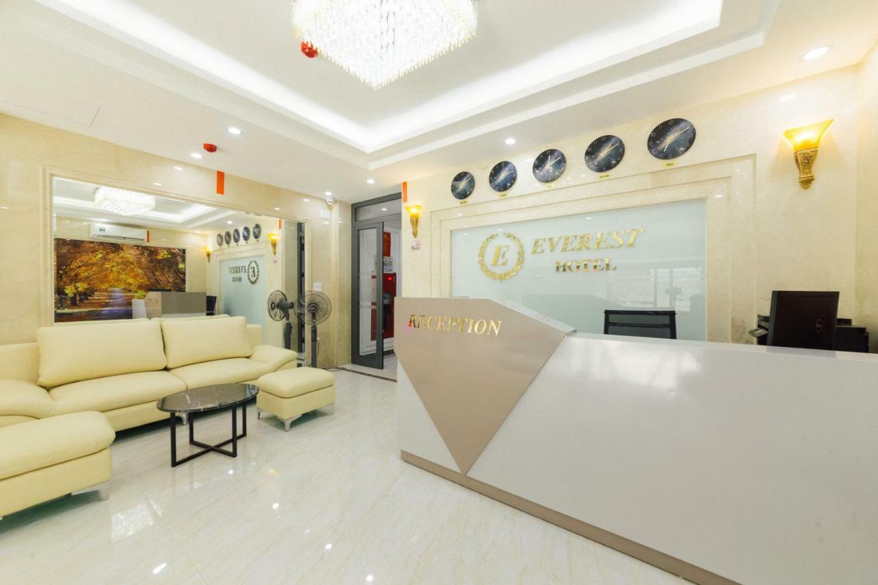 Everest Hotel Hanoi Bagian luar foto