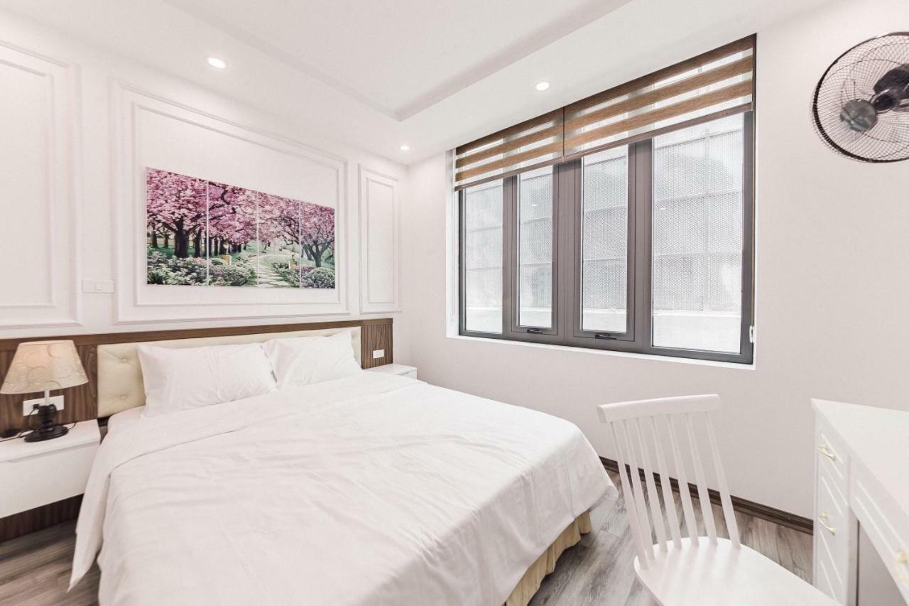 Everest Hotel Hanoi Bagian luar foto